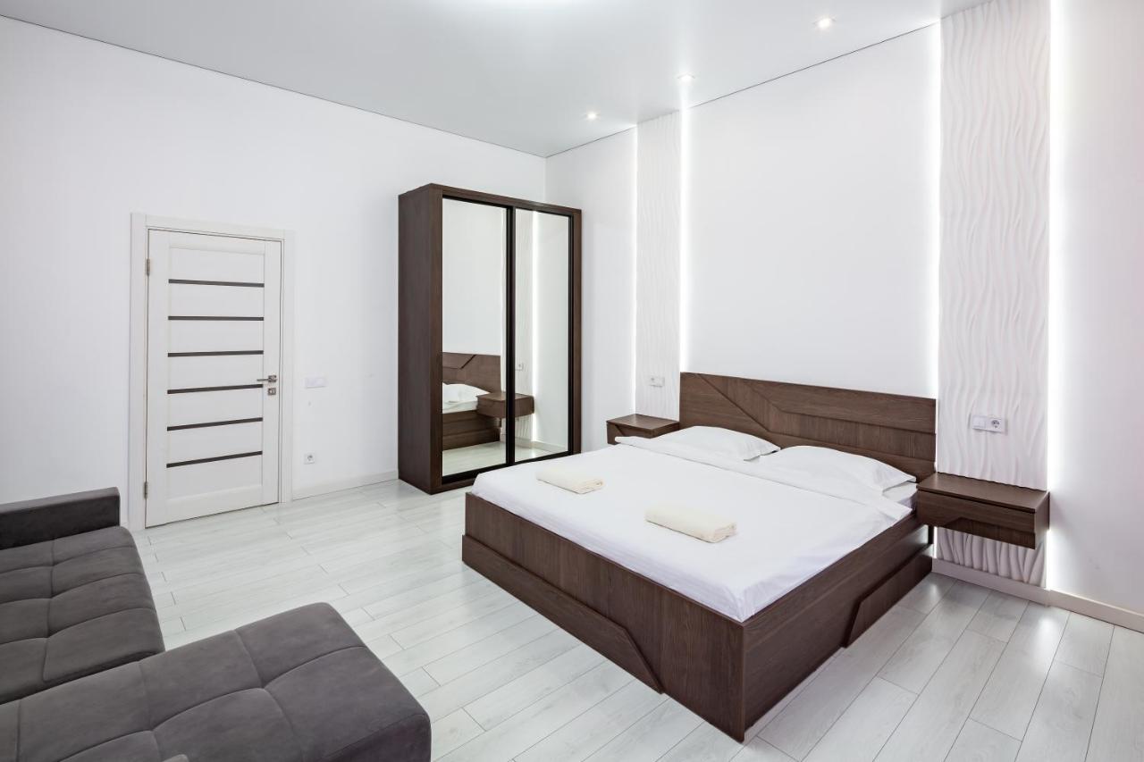 Romari Апартаменти Куліша 41 Lviv Exterior foto